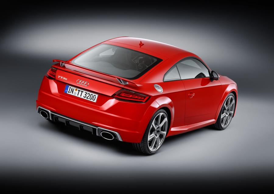  Audi TT RS Coupe (8S) 2016 года  (WW) (фото 38 из 57)